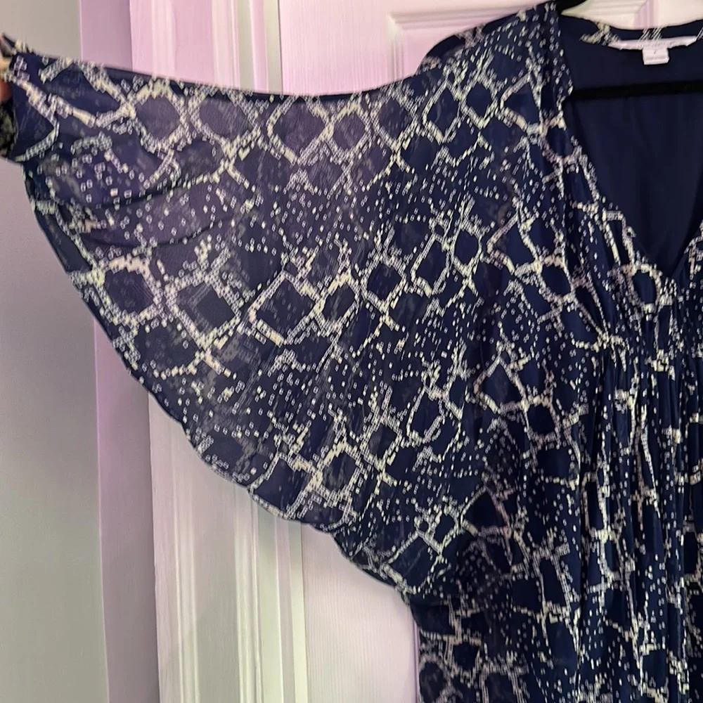 DVF fleurette dress size 2 in Navy, worn once - Picture 4 of 4